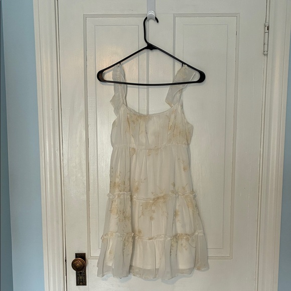 Altar'd State Dresses & Skirts - altar’d State white floral dress